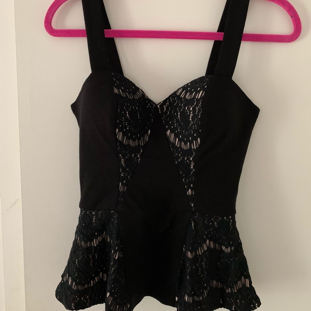 Lacey Flare Black & Beige Going Out Tank